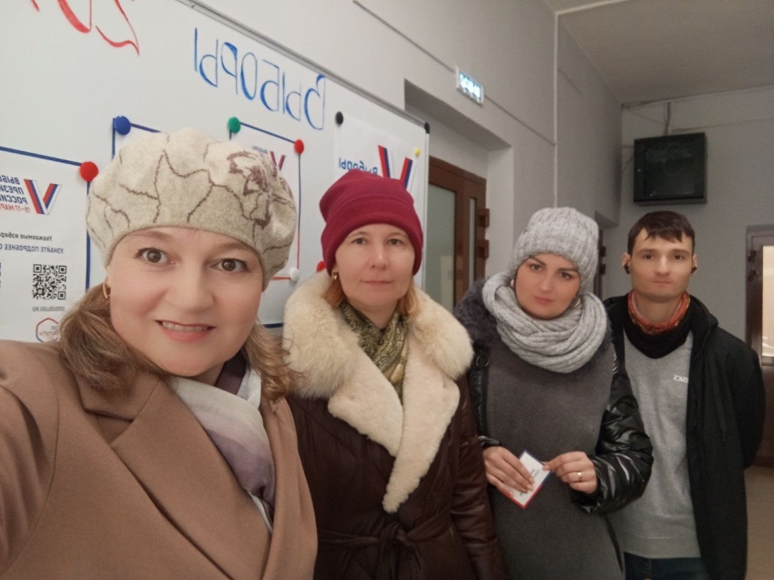  Сотрудники Минэкономразвития Забайкалья приняли участие в выборах главы государства 